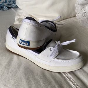 Keds size 9 women’s shoe